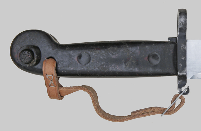 Image of Polish 6H3 (AKM Type I) bayonet with black grip.