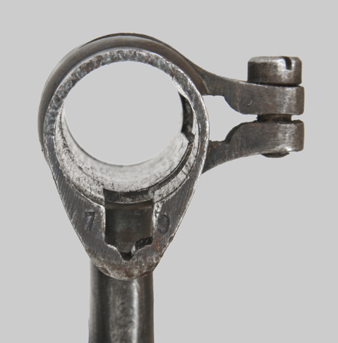 Image of Swiss M1871 socket bayonet.